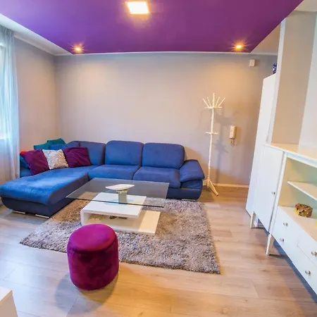 Focus Apartman *